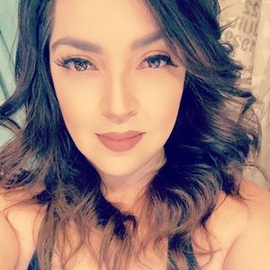 Meet your Posher, Mariaelena